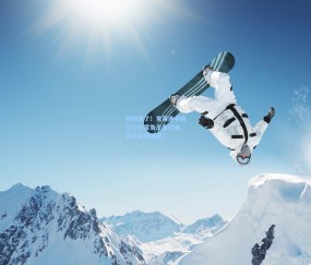 开云app：轮到我了！克莱连中两记三分宣告王者归来，勇士主场沸腾